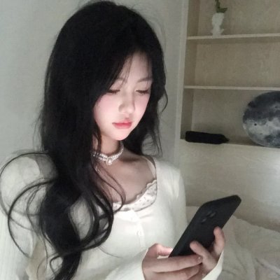 一个攞景的少年